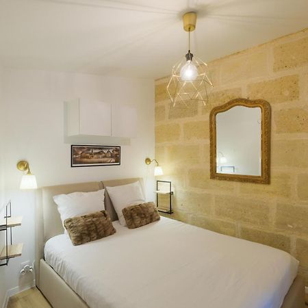 Les Suites D'Alienor, Suite Cosy Pessac Exterior foto